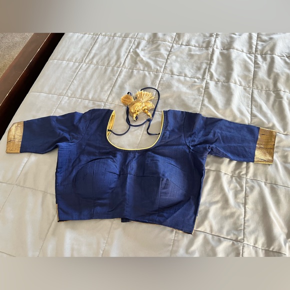 Beautiful saree with stitched blouse, Bust 34B, can make it bigger - Picture 11 of 15